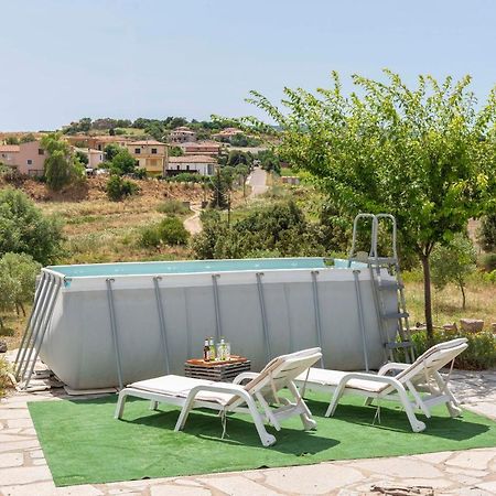 Villa Immersa Nella Natura Perfugas Exterior foto