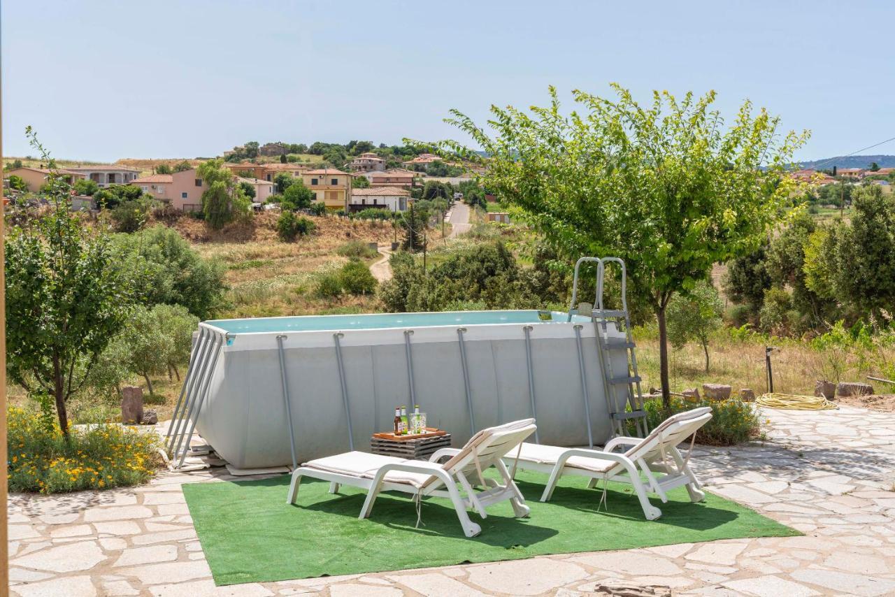 Villa Immersa Nella Natura Perfugas Exterior foto